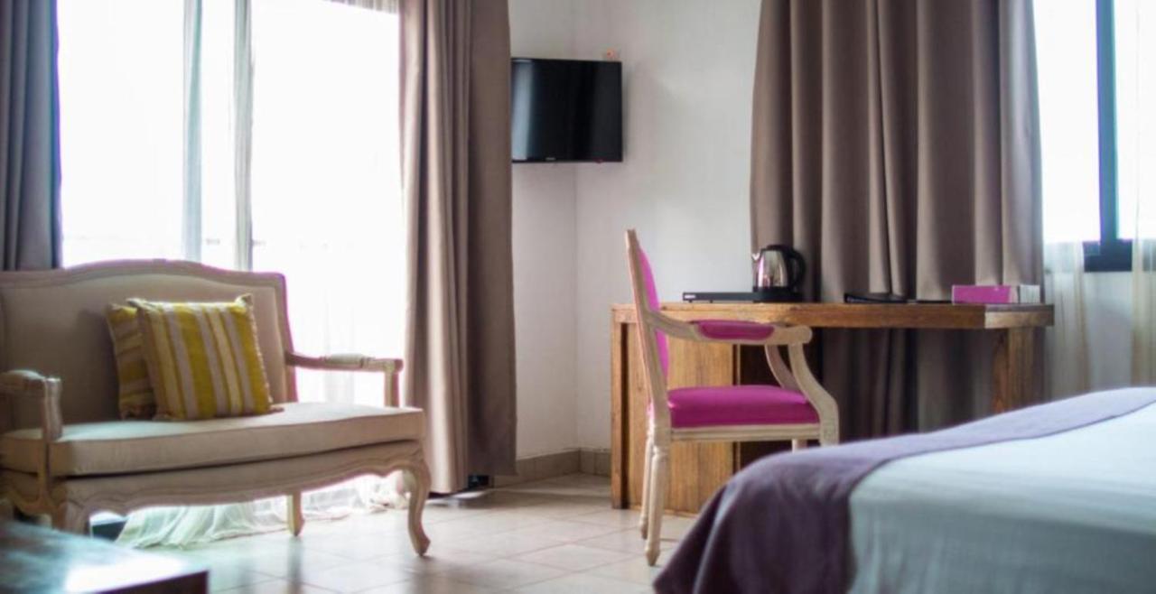 The Swiss Hotel Freetown Exterior photo