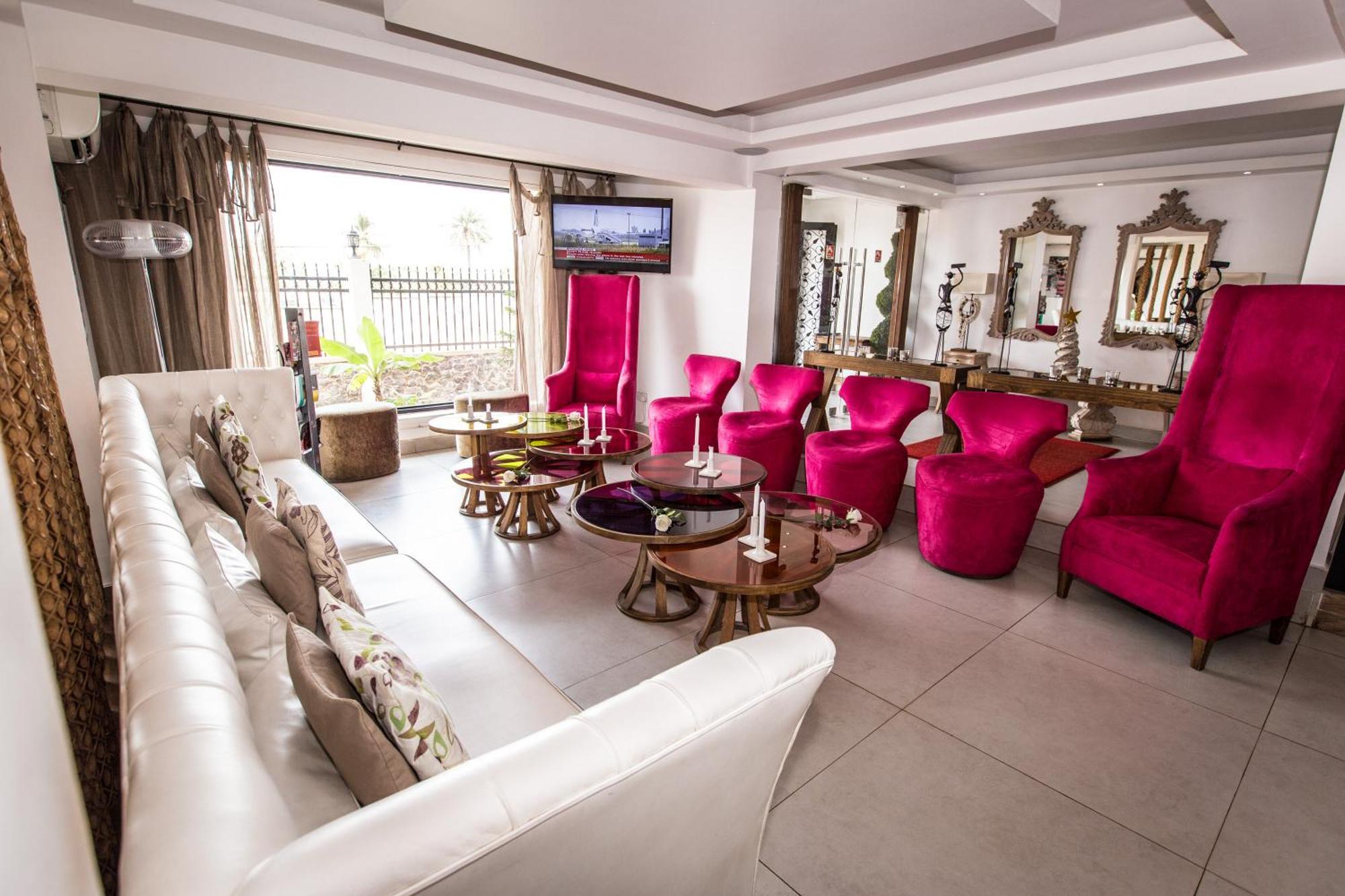 The Swiss Hotel Freetown Exterior photo
