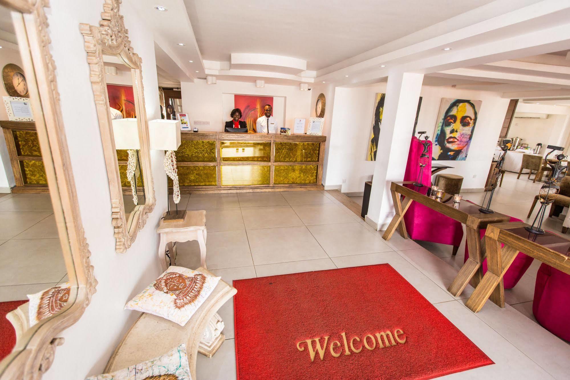 The Swiss Hotel Freetown Exterior photo